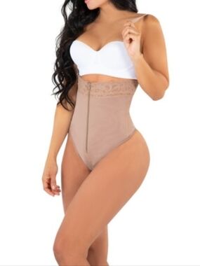 Jackie London Shapewear Strapless Thong Columbian